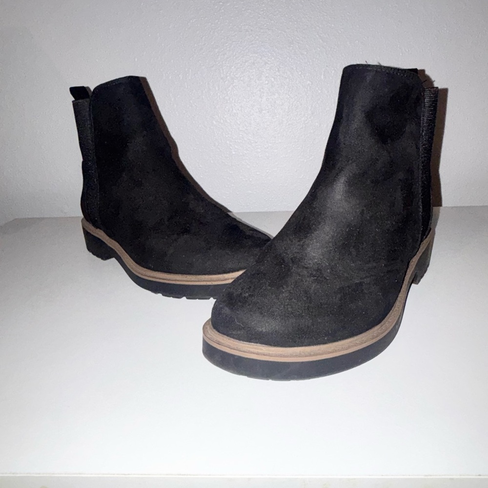 Esprit Selma Women's Black Chelsea Ankle Boots – Size 7 – Like New